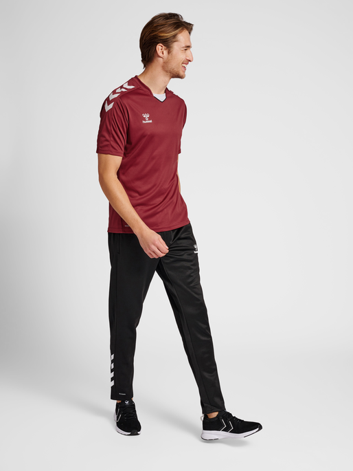 hmlCORE XK POLY JERSEY S/S, MAROON, model