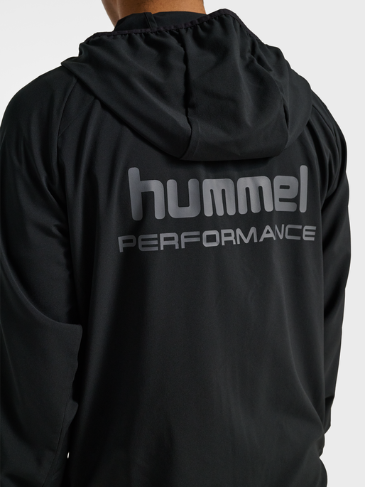hmlPULSE WINDBREAKER JACKET, BLACK, model