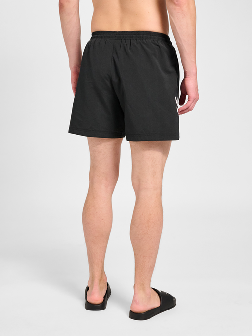 hmlPULSE SWIM SHORTS, BLACK, model