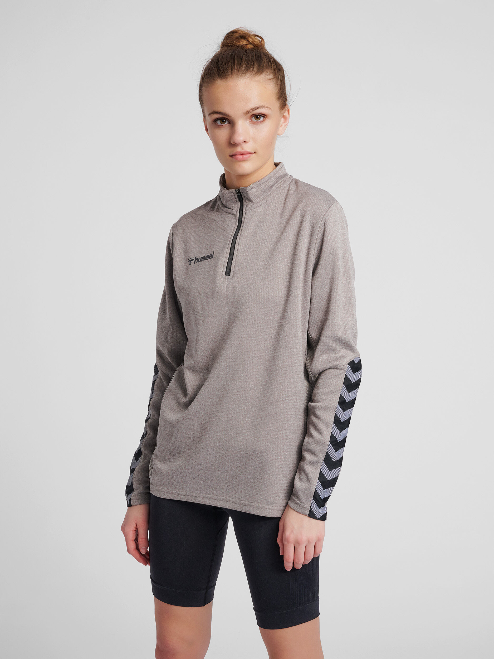 Hummel half zip hot sale