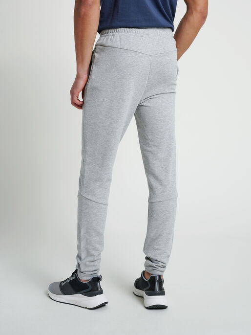 hmlISAM TAPERED PANTS, GREY MELANGE, model