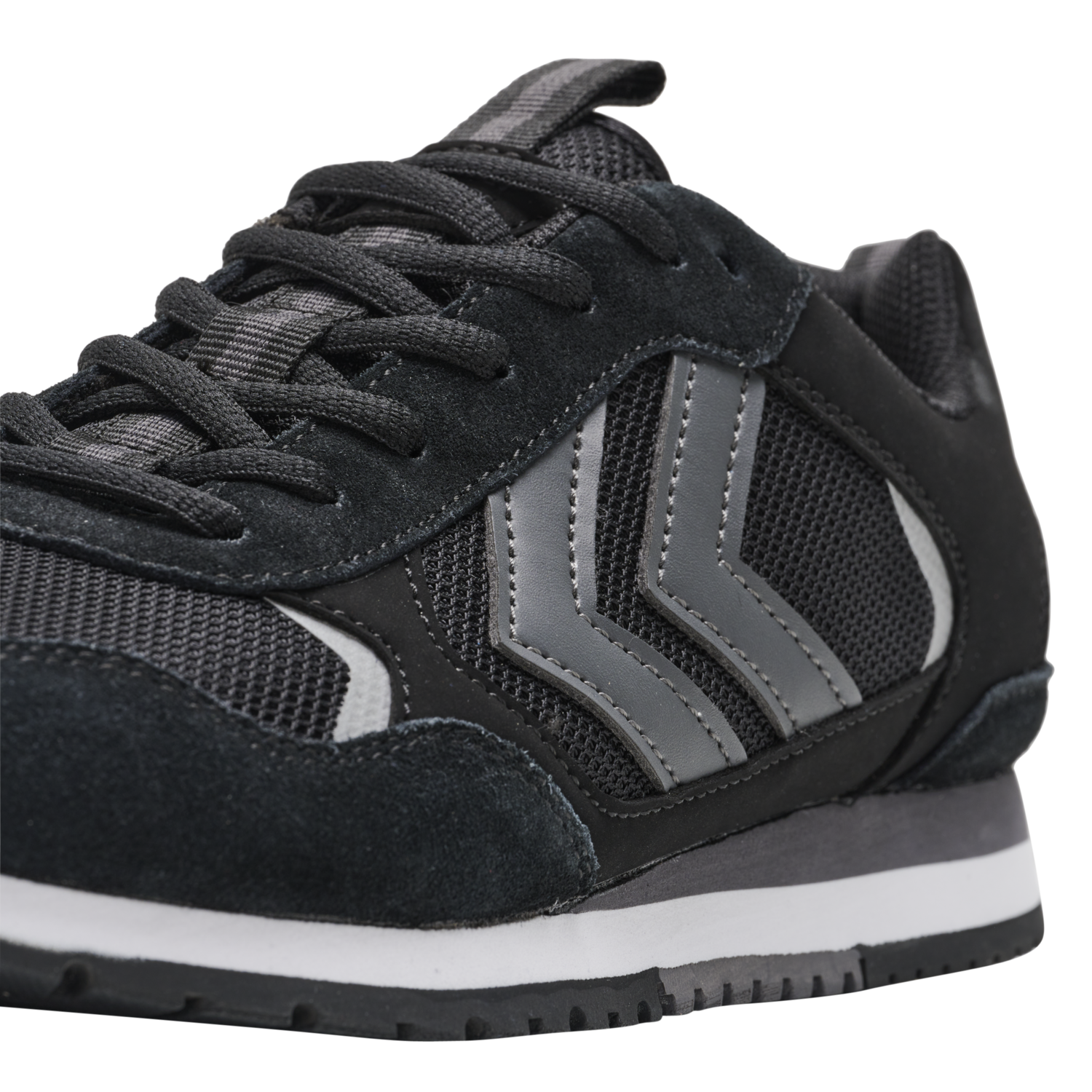 FALLON, BLACK, packshot