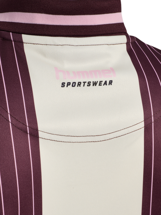 hmlLOOSE FB JERSEY S/S STRIPED, VINEYARD WINE hmlLOOSE FB JERSEY S/S STRIPED, VINEYARD WINE, packshot