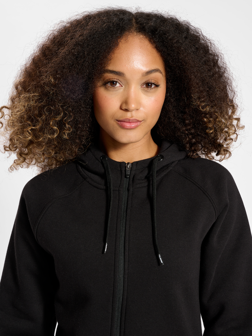 hmlRED HEAVY ZIP HOODIE WOMAN, BLACK, model