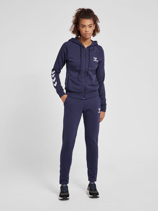 hmlNONI 2.0 ZIP HOODIE, 7666, model