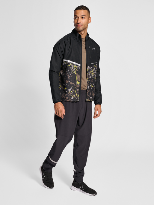 nwlAUSTIN JACKET MEN, TERRAIN AOP, model