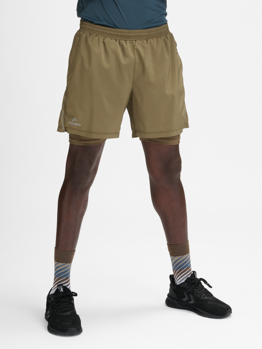 nwlFAST 2IN1 ZIP POCKET SHORTS