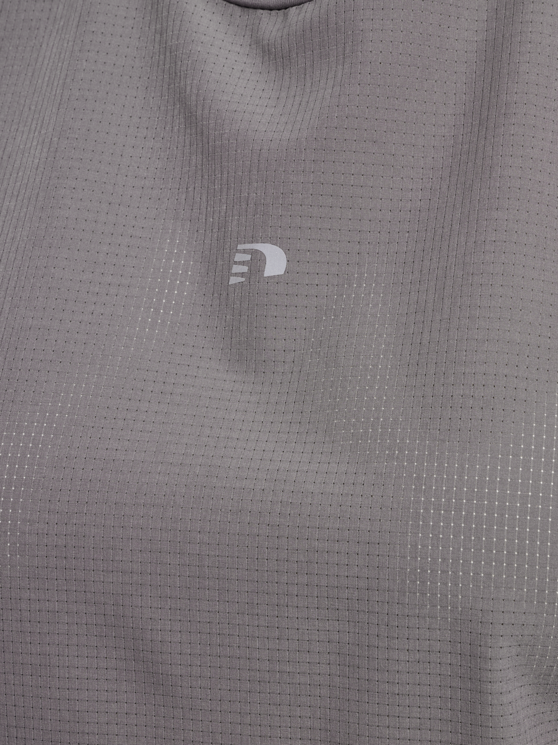 nwlBREATHE W T-SHIRT, MAGNETITE, packshot