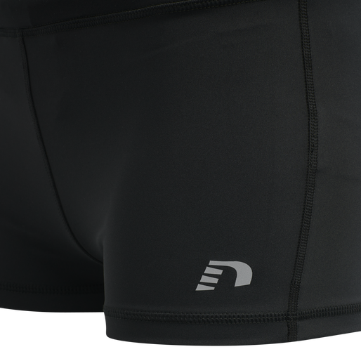 WOMEN CORE ATHLETIC HOTPANTS, BLACK, packshot