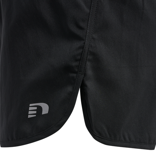 WOMEN CORE SPLIT SHORTS, BLACK, packshot