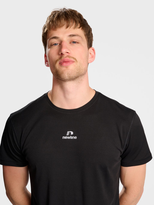nwlBEAT POLY TEE, 2001, model