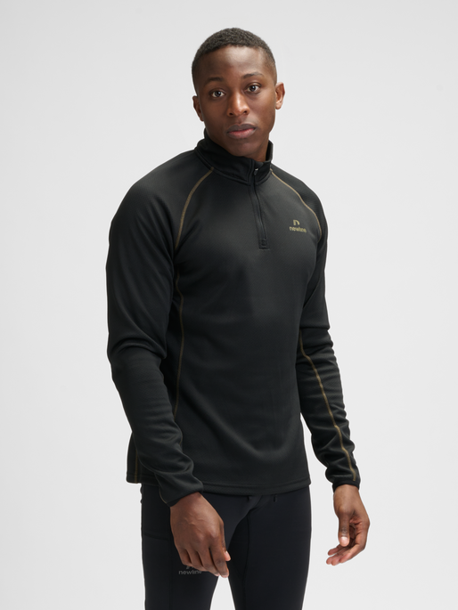 nwlAGILE HALF ZIP MIDLAYER, BLACK, model