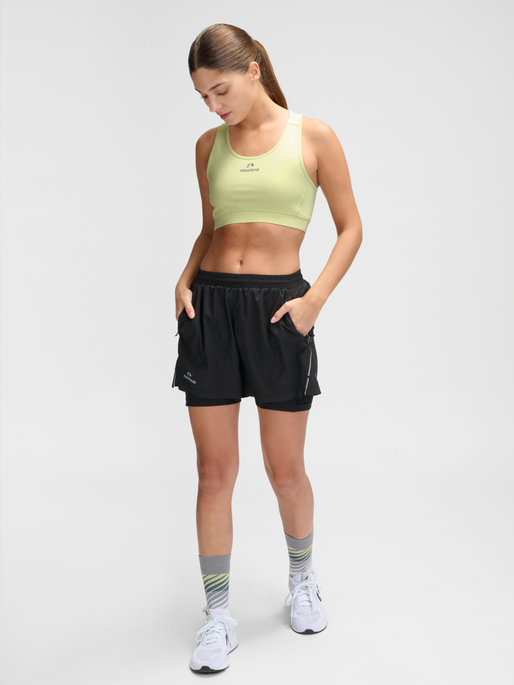 nwlLEAN SPORTS BRA, LUMINARY GREEN, model