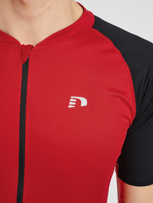 MENS CORE BIKE JERSEY, TANGO RED, model