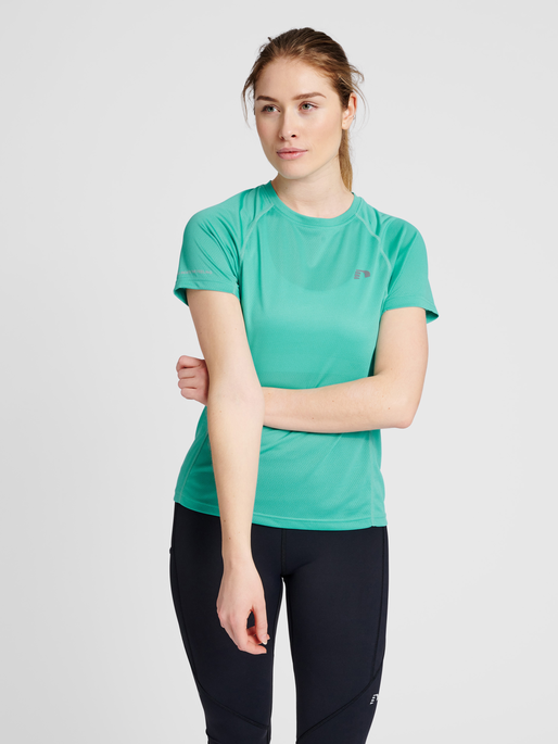 Ladies running outlet t shirts