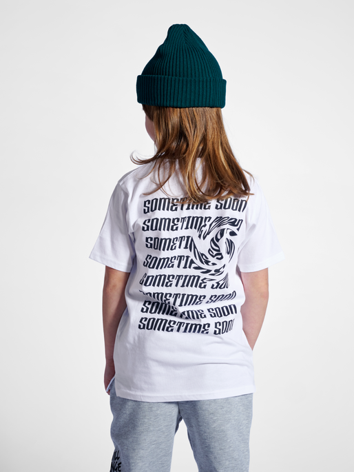 stsMERLIN T-SHIRT S/S, BRIGHT WHITE, model