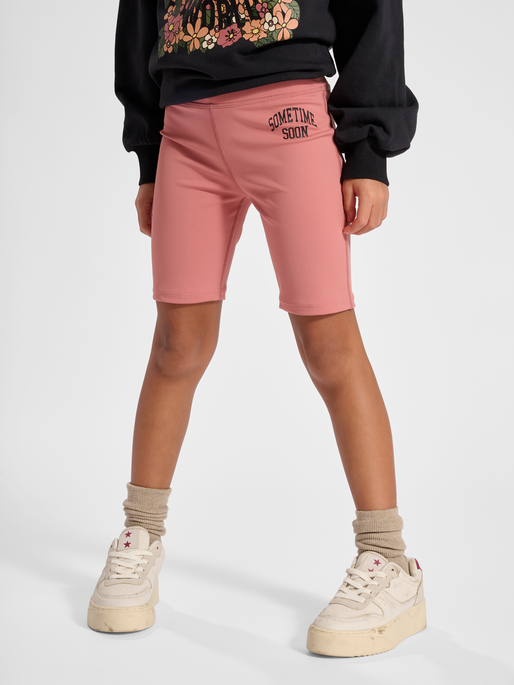stsHAYLEY SHORTS, WITHERED ROSE, model