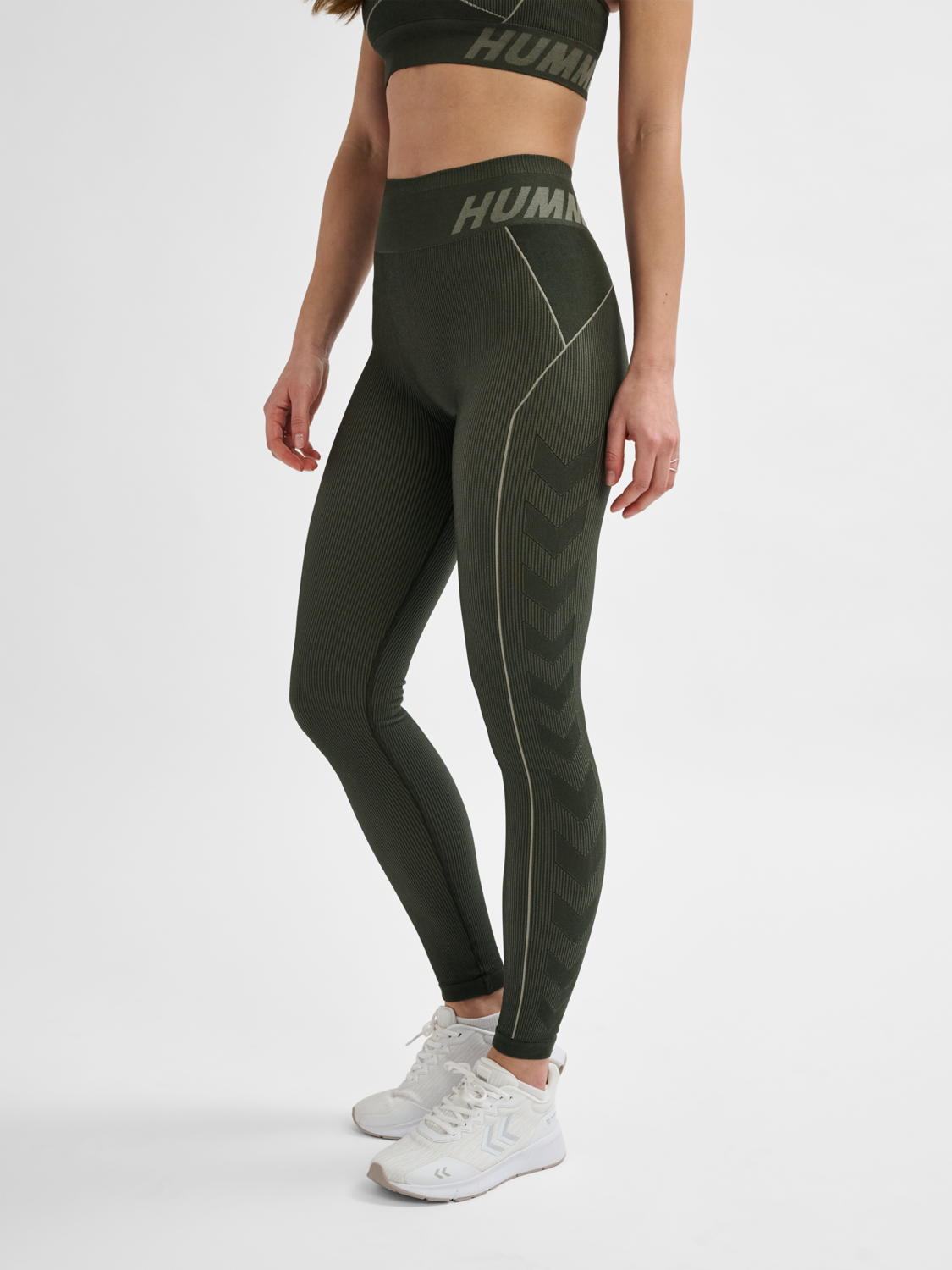 hummel TE CHRISTEL SEAMLESS MW TIGHTS - CLIMBING IVY/SEAGRASS 