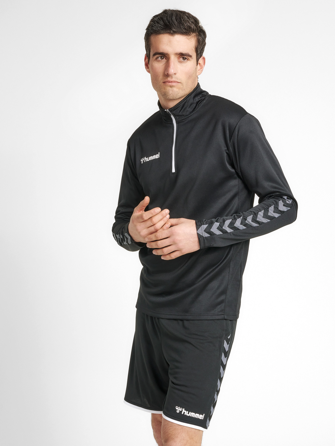 hummel AUTHENTIC HALF ZIP SWEATSHIRT - BLACK/WHITE | hummelsport.de